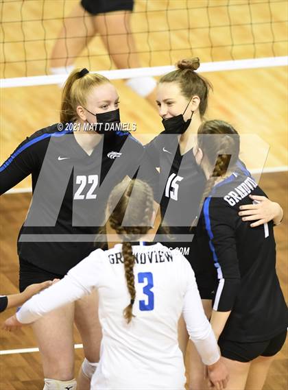 Thumbnail 2 in Grandview @ Mountain Vista (CHSAA 5A Playoff) photogallery.