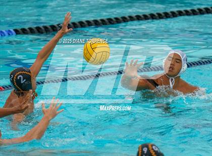 Thumbnail 2 in Huntington Beach vs Woodrow Wilson (S & R Sport Tournament) photogallery.
