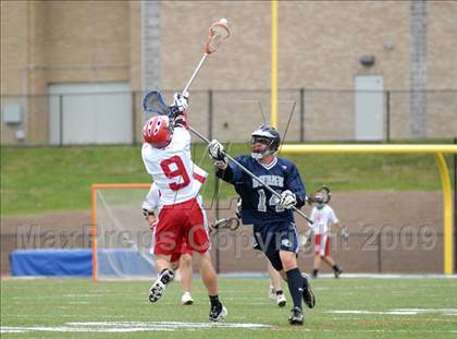 Thumbnail 3 in Red Hook vs. Burke Catholic (Section 9 Class C Final) photogallery.