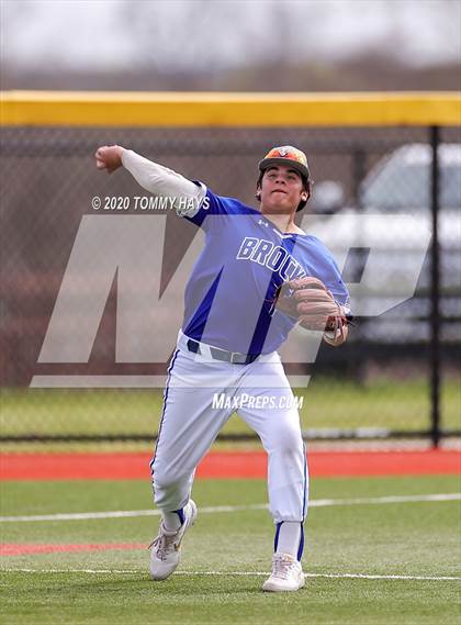Thumbnail 2 in Grandview vs Brock (Lloyd Burton Memorial) photogallery.