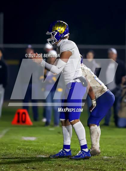 Thumbnail 3 in Bakersfield Christian @ Strathmore (CIF-CS D3 Quarterfinal) photogallery.