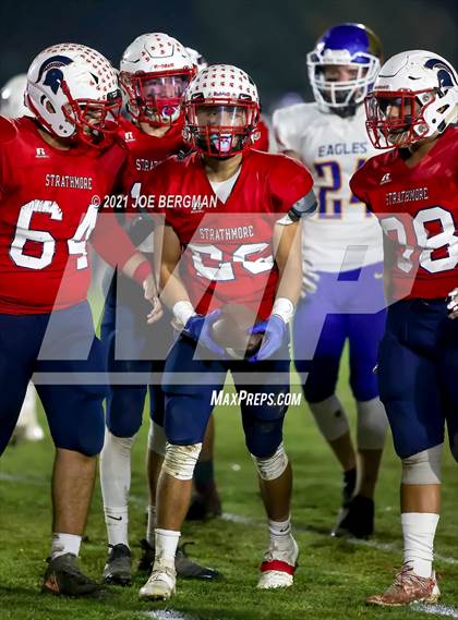 Thumbnail 2 in Bakersfield Christian @ Strathmore (CIF-CS D3 Quarterfinal) photogallery.