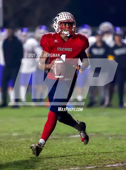 Thumbnail 2 in Bakersfield Christian @ Strathmore (CIF-CS D3 Quarterfinal) photogallery.