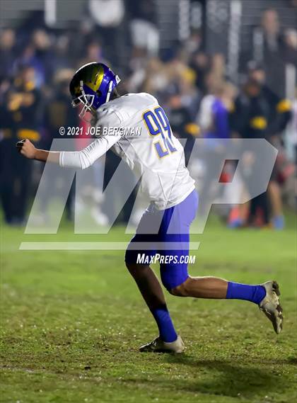 Thumbnail 1 in Bakersfield Christian @ Strathmore (CIF-CS D3 Quarterfinal) photogallery.