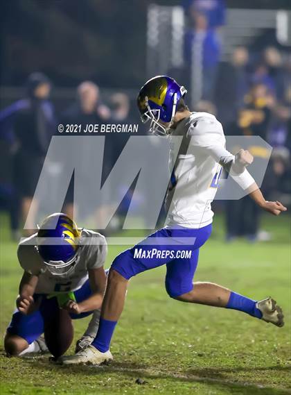 Thumbnail 2 in Bakersfield Christian @ Strathmore (CIF-CS D3 Quarterfinal) photogallery.