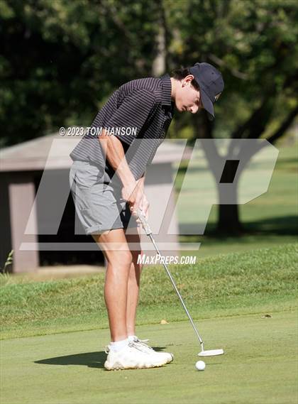 Thumbnail 3 in CHSAA 5A Championship - Day 2 photogallery.