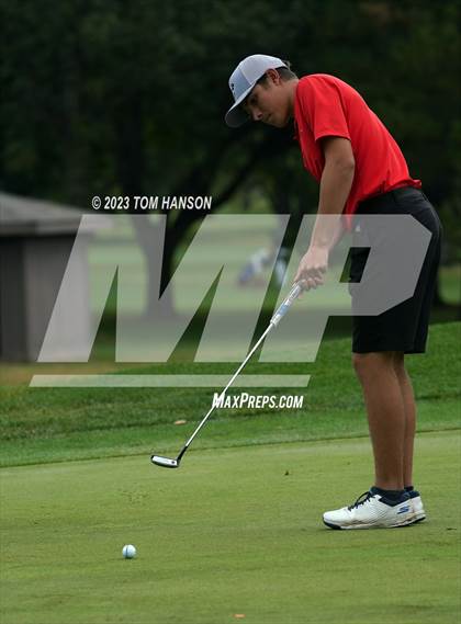 Thumbnail 2 in CHSAA 5A Championship - Day 2 photogallery.