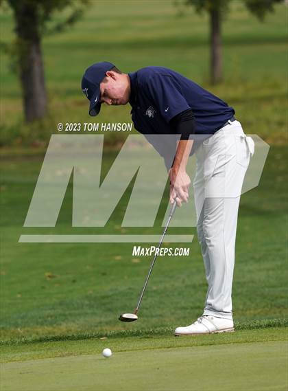 Thumbnail 1 in CHSAA 5A Championship - Day 2 photogallery.