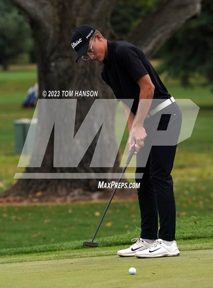 Thumbnail 1 in CHSAA 5A Championship - Day 2 photogallery.