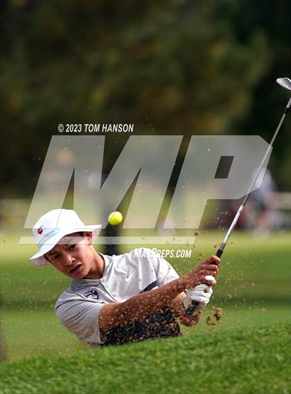 Thumbnail 2 in CHSAA 5A Championship - Day 2 photogallery.