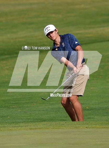Thumbnail 2 in CHSAA 5A Championship - Day 2 photogallery.