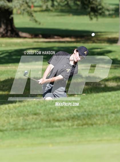 Thumbnail 2 in CHSAA 5A Championship - Day 2 photogallery.