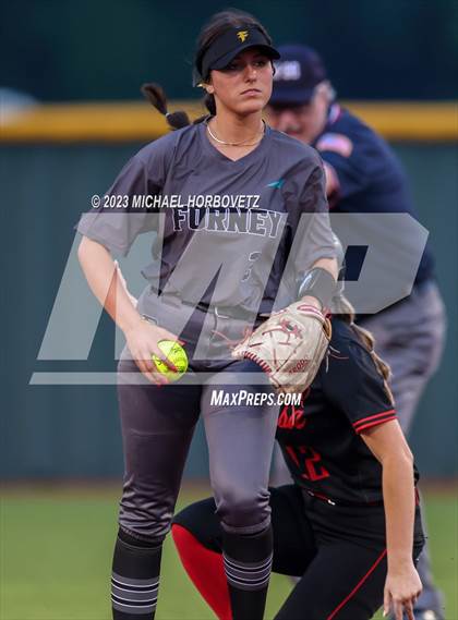 Thumbnail 1 in Forney @ Melissa (UIL 5A Regional Quarterfinals) photogallery.