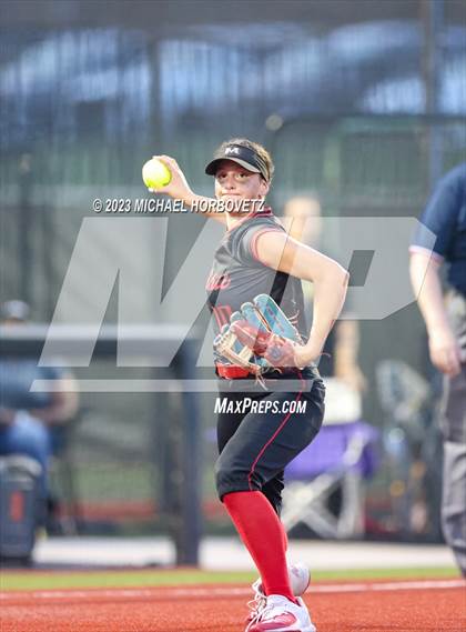 Thumbnail 2 in Forney @ Melissa (UIL 5A Regional Quarterfinals) photogallery.