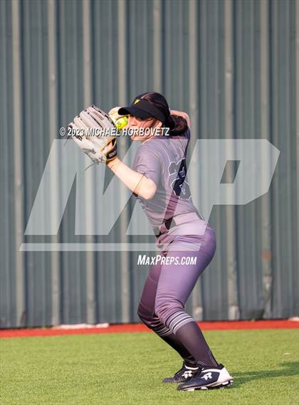 Thumbnail 3 in Forney @ Melissa (UIL 5A Regional Quarterfinals) photogallery.