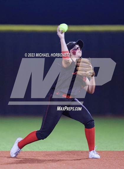 Thumbnail 3 in Forney @ Melissa (UIL 5A Regional Quarterfinals) photogallery.