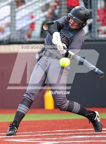 Thumbnail 3 in Forney @ Melissa (UIL 5A Regional Quarterfinals) photogallery.