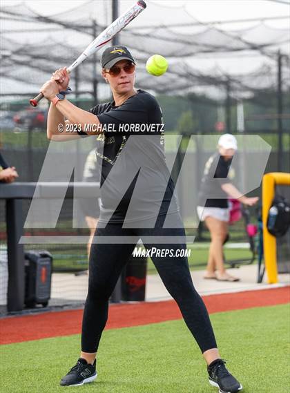 Thumbnail 1 in Forney @ Melissa (UIL 5A Regional Quarterfinals) photogallery.