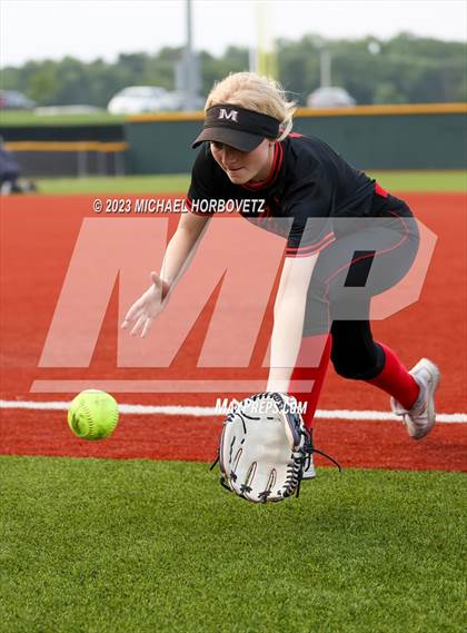 Thumbnail 2 in Forney @ Melissa (UIL 5A Regional Quarterfinals) photogallery.