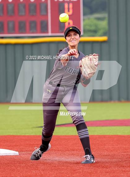 Thumbnail 3 in Forney @ Melissa (UIL 5A Regional Quarterfinals) photogallery.