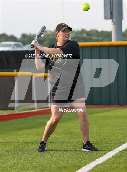 Thumbnail 1 in Forney @ Melissa (UIL 5A Regional Quarterfinals) photogallery.