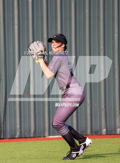 Thumbnail 2 in Forney @ Melissa (UIL 5A Regional Quarterfinals) photogallery.