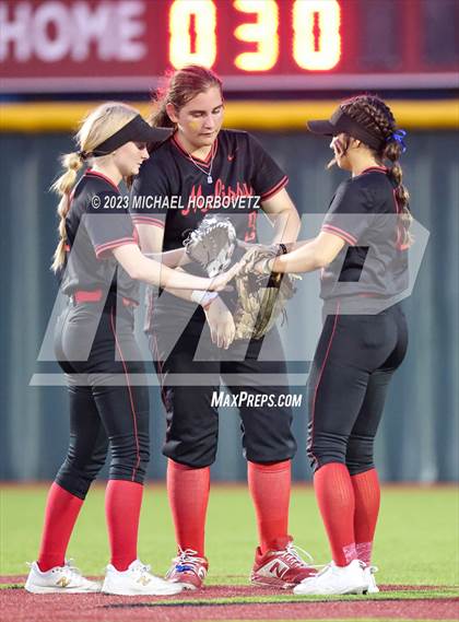 Thumbnail 3 in Forney @ Melissa (UIL 5A Regional Quarterfinals) photogallery.