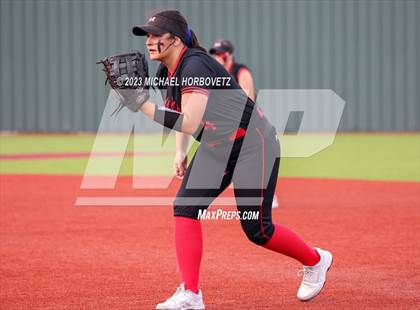 Thumbnail 3 in Forney @ Melissa (UIL 5A Regional Quarterfinals) photogallery.