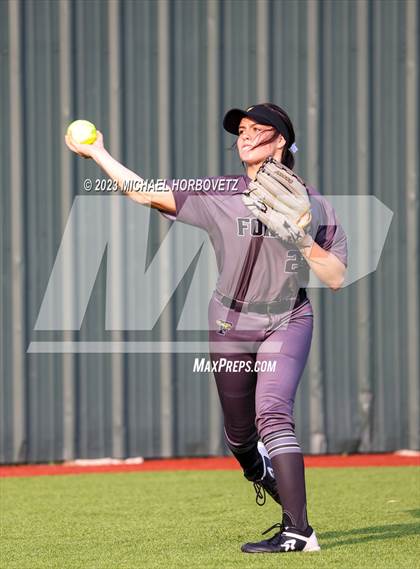 Thumbnail 1 in Forney @ Melissa (UIL 5A Regional Quarterfinals) photogallery.
