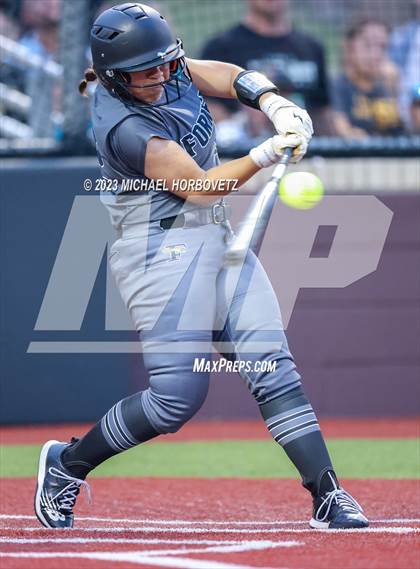 Thumbnail 3 in Forney @ Melissa (UIL 5A Regional Quarterfinals) photogallery.
