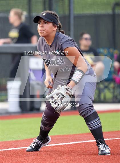 Thumbnail 1 in Forney @ Melissa (UIL 5A Regional Quarterfinals) photogallery.