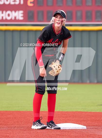 Thumbnail 2 in Forney @ Melissa (UIL 5A Regional Quarterfinals) photogallery.