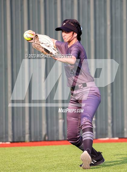 Thumbnail 1 in Forney @ Melissa (UIL 5A Regional Quarterfinals) photogallery.