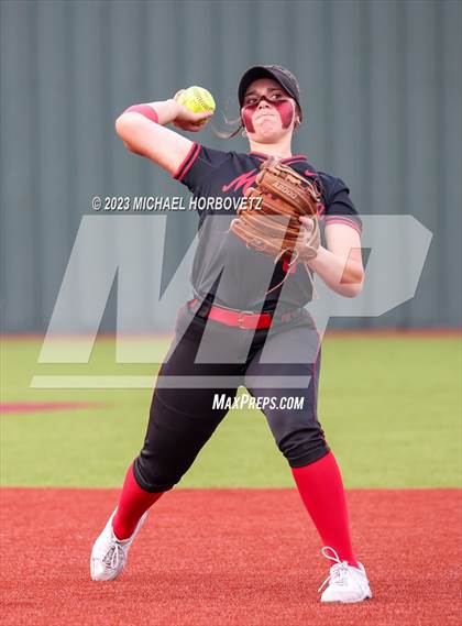 Thumbnail 1 in Forney @ Melissa (UIL 5A Regional Quarterfinals) photogallery.
