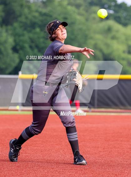 Thumbnail 3 in Forney @ Melissa (UIL 5A Regional Quarterfinals) photogallery.