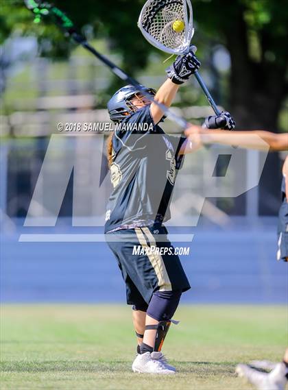Thumbnail 3 in Birmingham vs Oak Park photogallery.