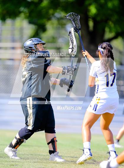 Thumbnail 2 in Birmingham vs Oak Park photogallery.