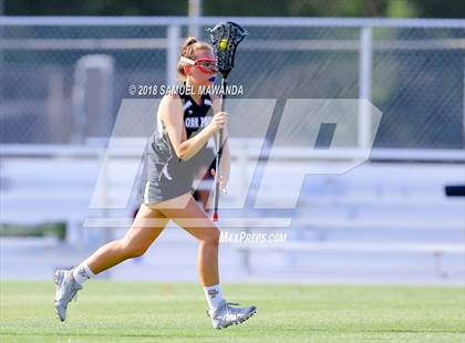 Thumbnail 3 in Birmingham vs Oak Park photogallery.