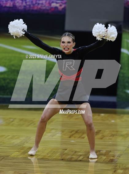 Thumbnail 2 in Roosevelt CHSAA Spirit Poms photogallery.