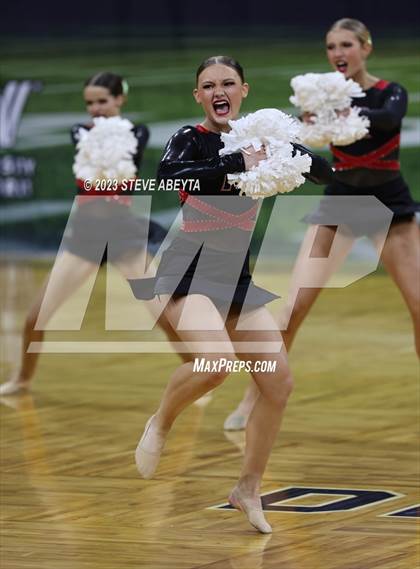 Thumbnail 2 in Roosevelt CHSAA Spirit Poms photogallery.