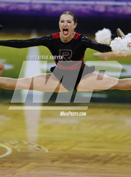 Thumbnail 2 in Roosevelt CHSAA Spirit Poms photogallery.