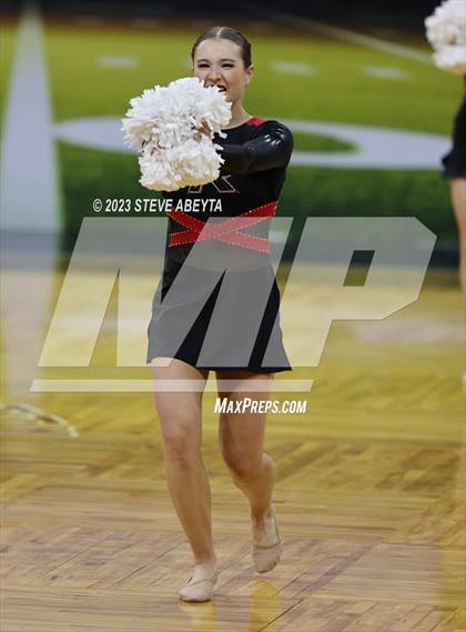 Thumbnail 2 in Roosevelt CHSAA Spirit Poms photogallery.