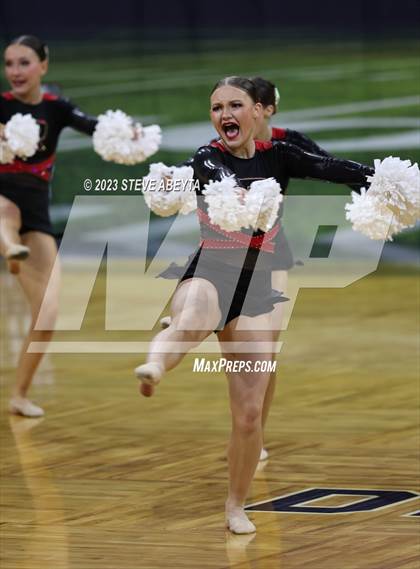 Thumbnail 3 in Roosevelt CHSAA Spirit Poms photogallery.