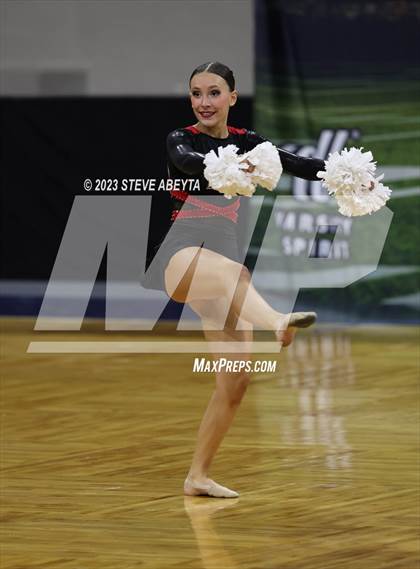 Thumbnail 3 in Roosevelt CHSAA Spirit Poms photogallery.