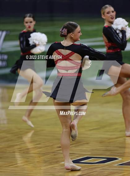 Thumbnail 2 in Roosevelt CHSAA Spirit Poms photogallery.