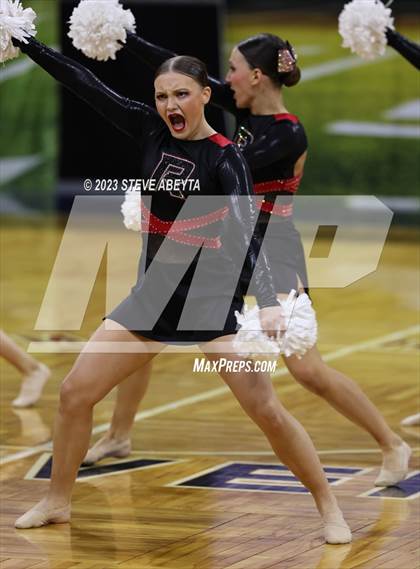 Thumbnail 3 in Roosevelt CHSAA Spirit Poms photogallery.
