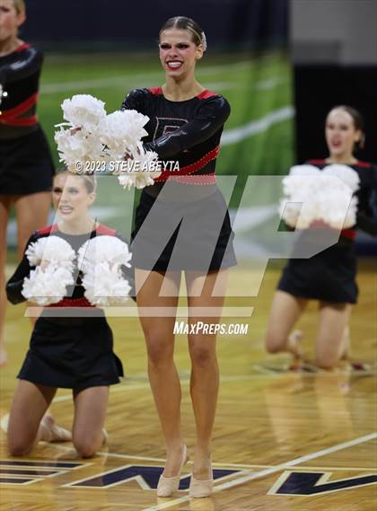 Thumbnail 2 in Roosevelt CHSAA Spirit Poms photogallery.