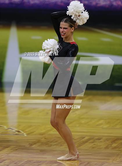 Thumbnail 2 in Roosevelt CHSAA Spirit Poms photogallery.