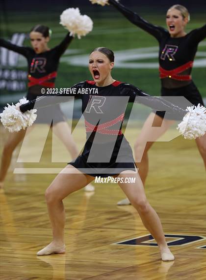 Thumbnail 3 in Roosevelt CHSAA Spirit Poms photogallery.