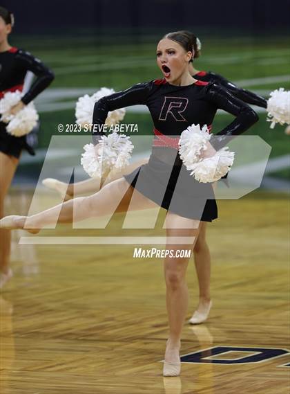 Thumbnail 1 in Roosevelt CHSAA Spirit Poms photogallery.